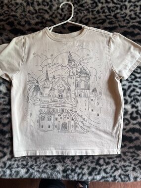 Taylor Swift Speak Now  XS Cream Tee